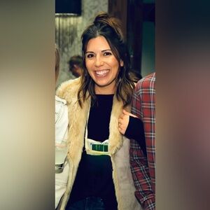 LOFT Faux Fur Vest - Cream